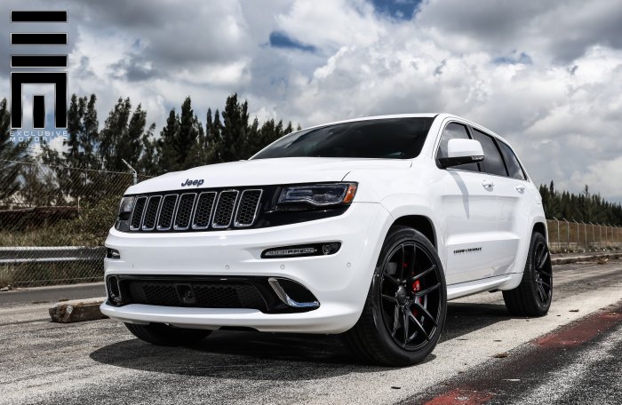 Jeep grand cherokee black wheels