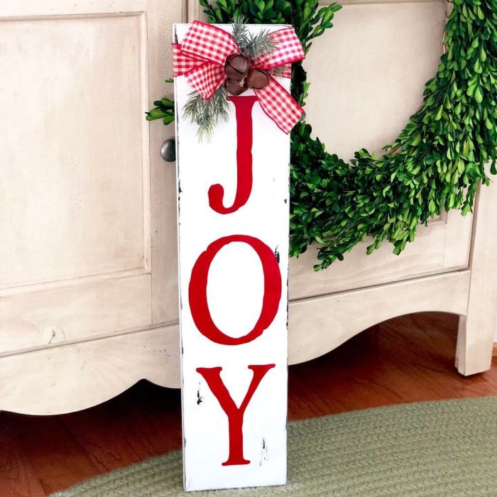 Wood christmas sign