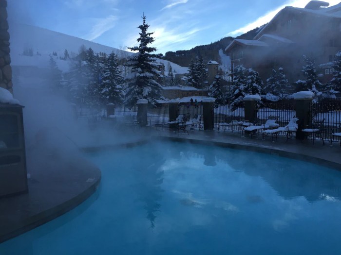 Lodge mountaineer square crested butte