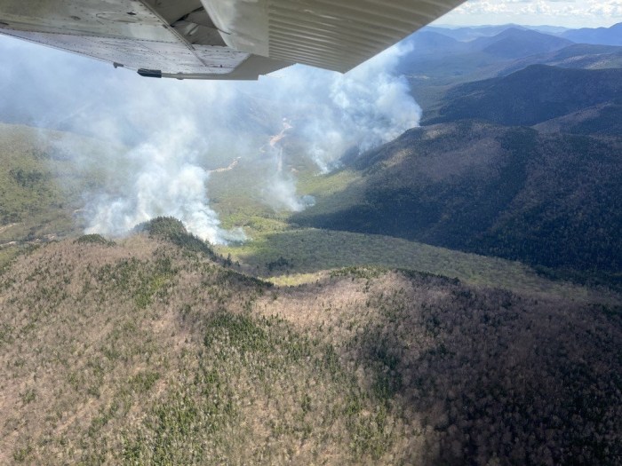 Fire at mountain lakes nh today