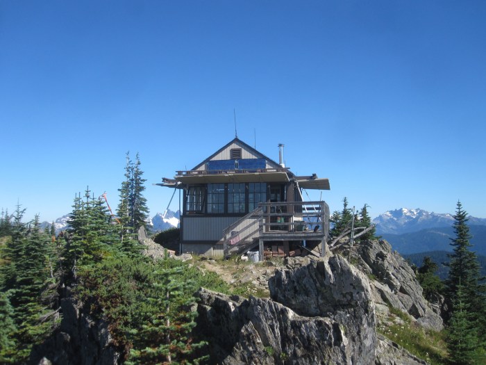 Thorp washington snoqualmie pass lookout mountain