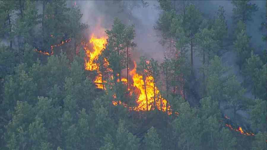 Alexander mountain fire containment