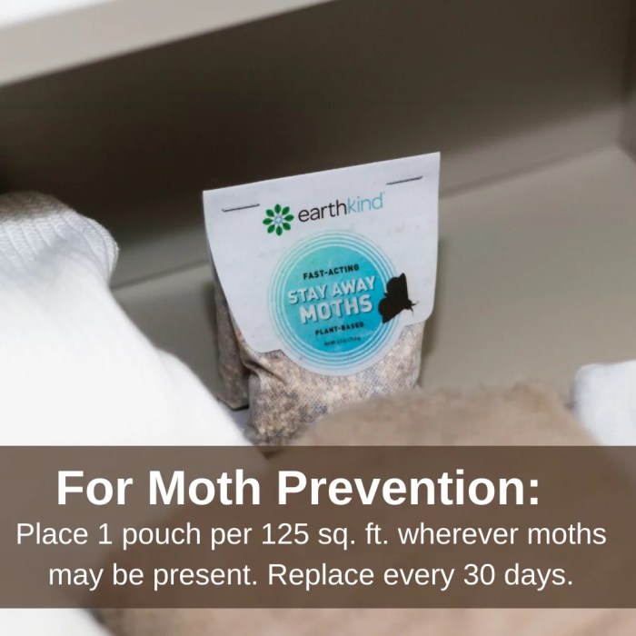 The effectiveness of natural repellents for clothes moths