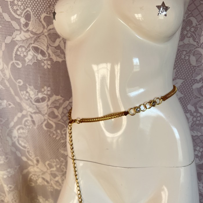 Belt gold chain