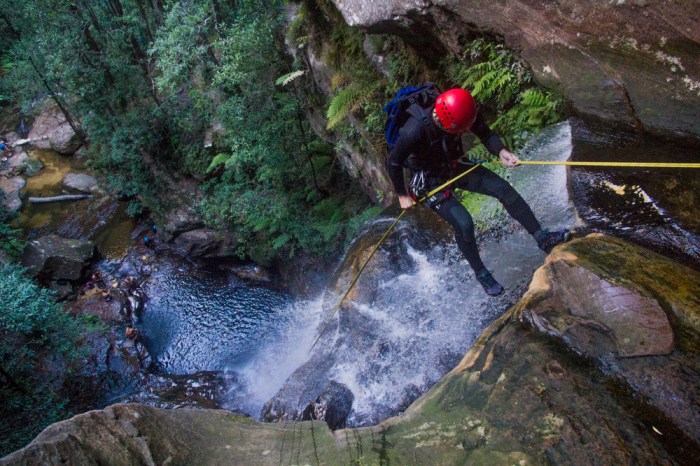 Mountaineering school australian