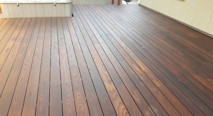 Decking spruce