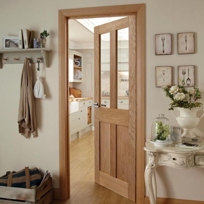 Swinging kitchen door