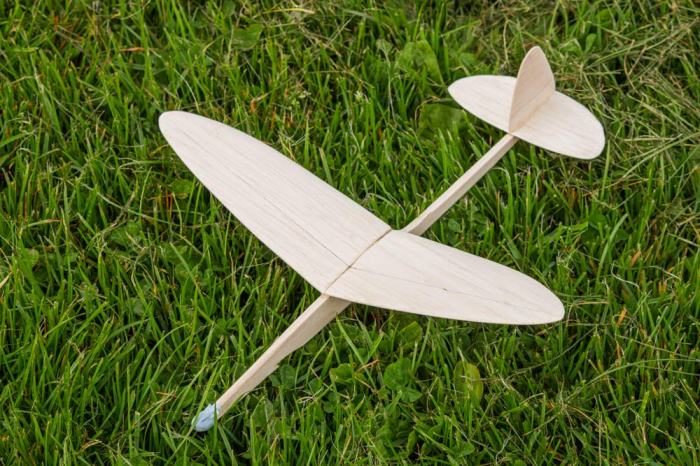 Glider balsa planeador vuelo flies