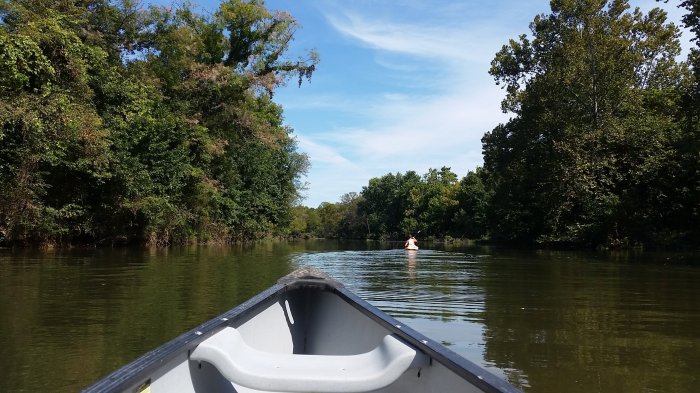 Boating the elk river lakes