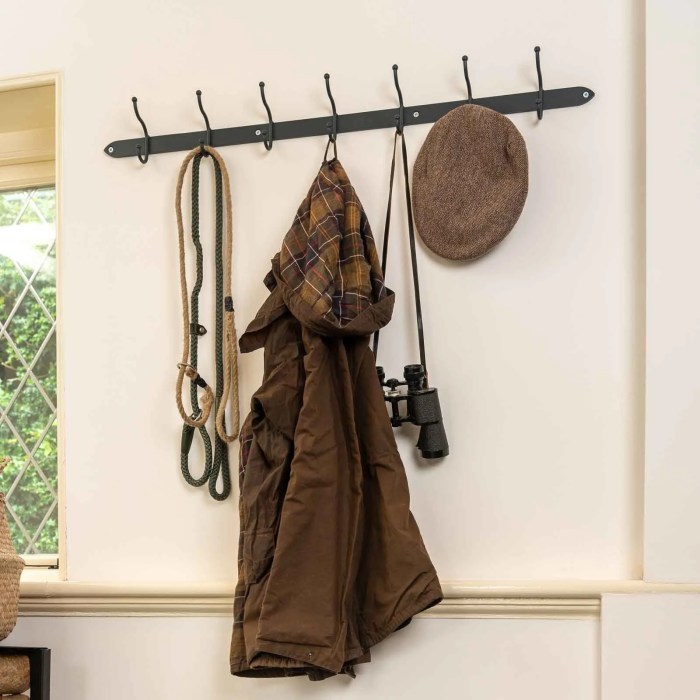 Durable Coat Rack: Hall Tree Bench with Heavy-Duty Hooks