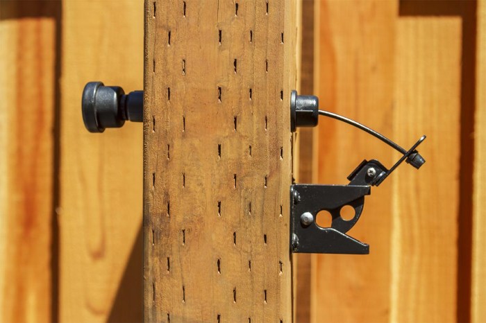 Latch tutorial giveaway ohsolovelyblog latches handle gates kit