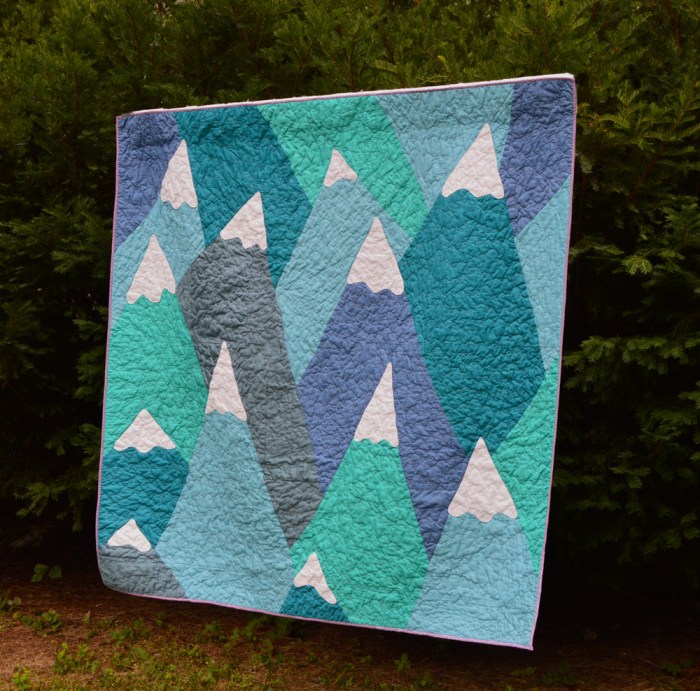 Mountain quilt pattern