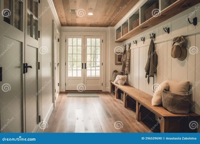 Hall Tree Bench with Built-in Charging Station: A Modern Convenience