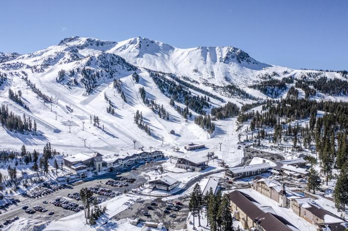 Mammoth mountain ski resort sunshine places