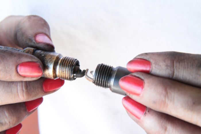 Spark Plug Gap: Adjusting to the Correct Setting