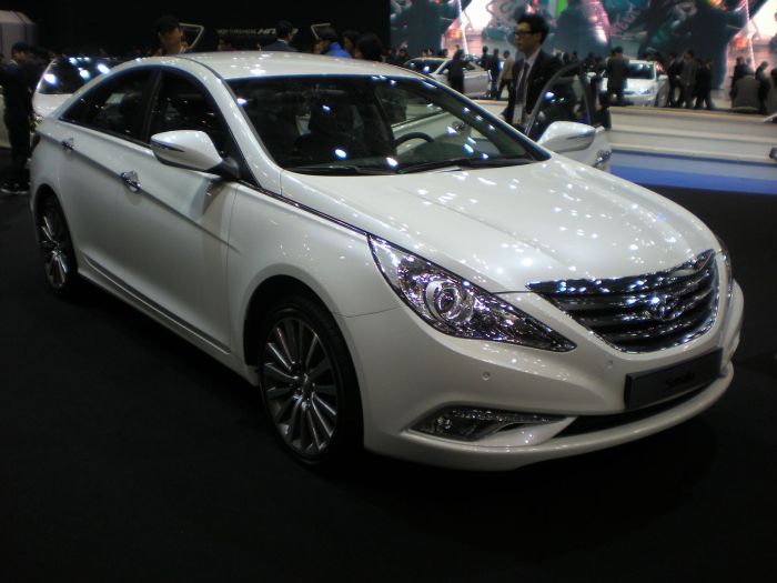 Hyudai sonata se sedan 4d premium wheels