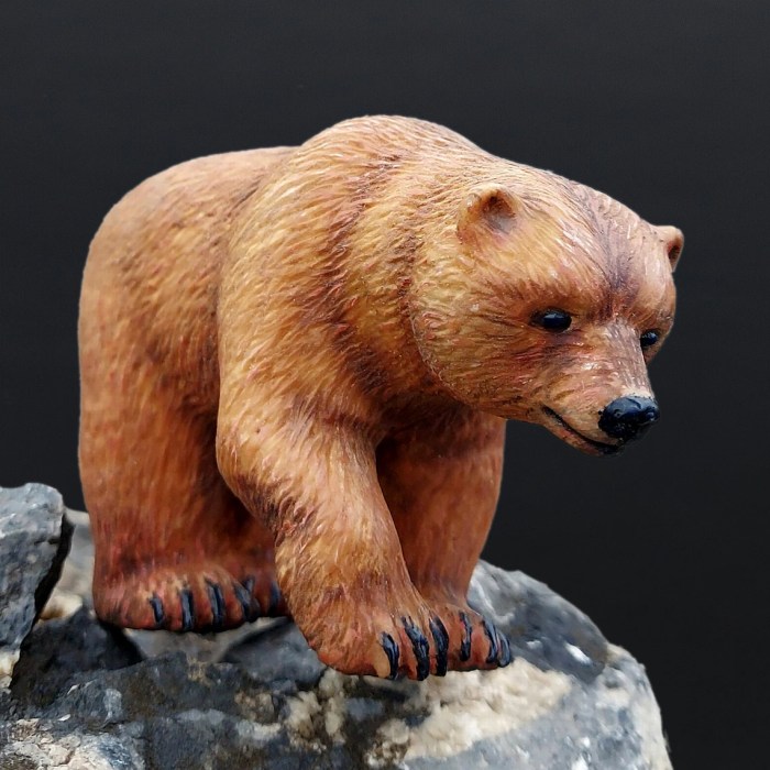 Wood bear