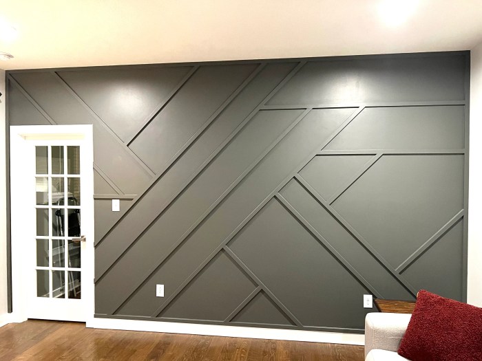 Wood wall molding