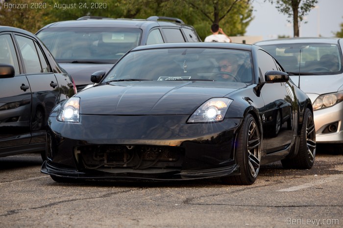 Black 350z 5 spoke wheels