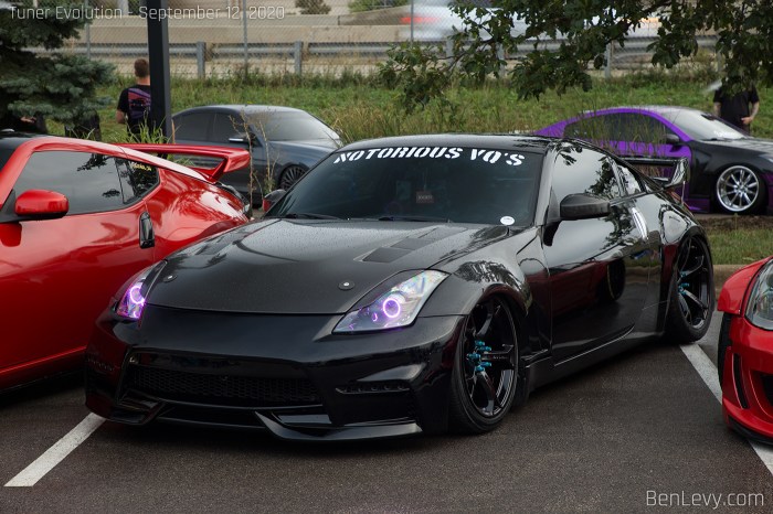 Black 350z 5 spoke wheels