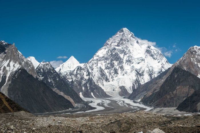 Climb hardest makalu