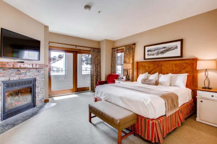 Mountaineer lodge square crested butte estate real