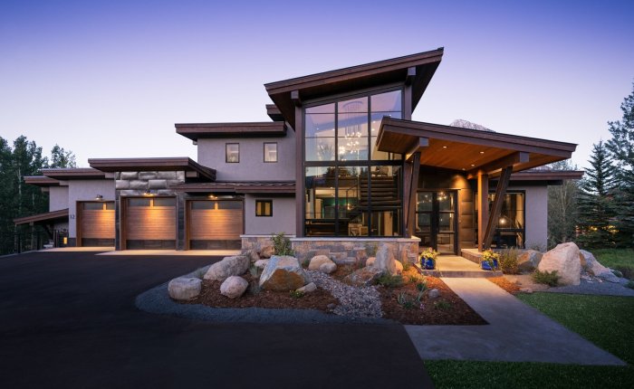 Modern mountain homes