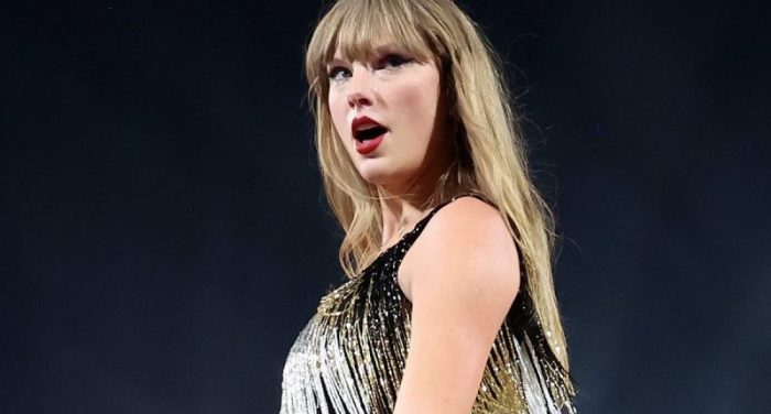 Taylor Swift's Height and Weight: A Comparison to Her Past Eating Habits