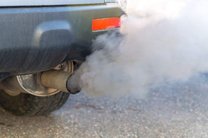 Engine Smoking: Could it be Ignition Problems?