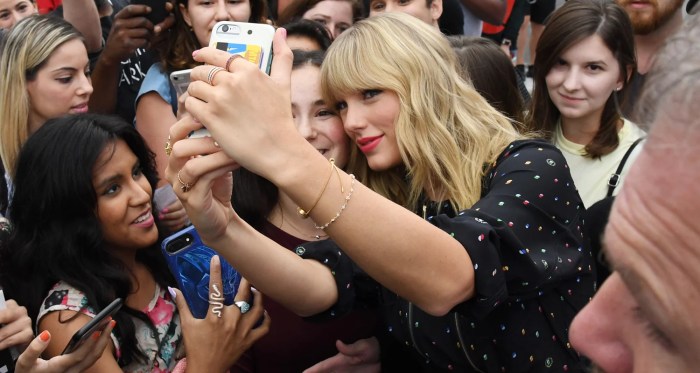 Taylor Swift's Height and Weight: A Comparison to Her Fans' Perception