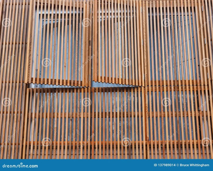 Vertical wood slat wall