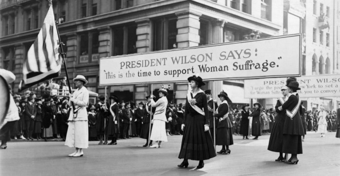 Amendment 19th women suffrage history vote 1920 suffragettes celebrating american equality august woman right day passing constitution rights party womens